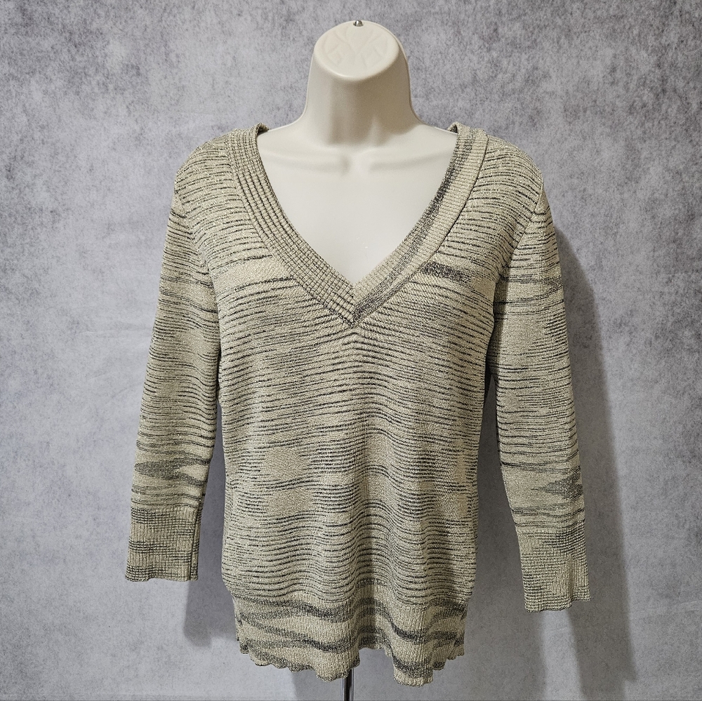 Willi Smith V-Neck 3/4 Sleeve Gold Shimmering Sweater - Picture 2 of 10